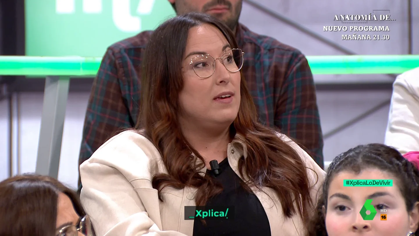 XPLICA La denuncia de la inquilina de un fondo buitre: "Me va a subir el alquiler 200 euros porque le da la gana" XPLICA La denuncia de la inquilina de un fondo buitre: "Me va a subir el alquiler 200 euros porque le da la gana"