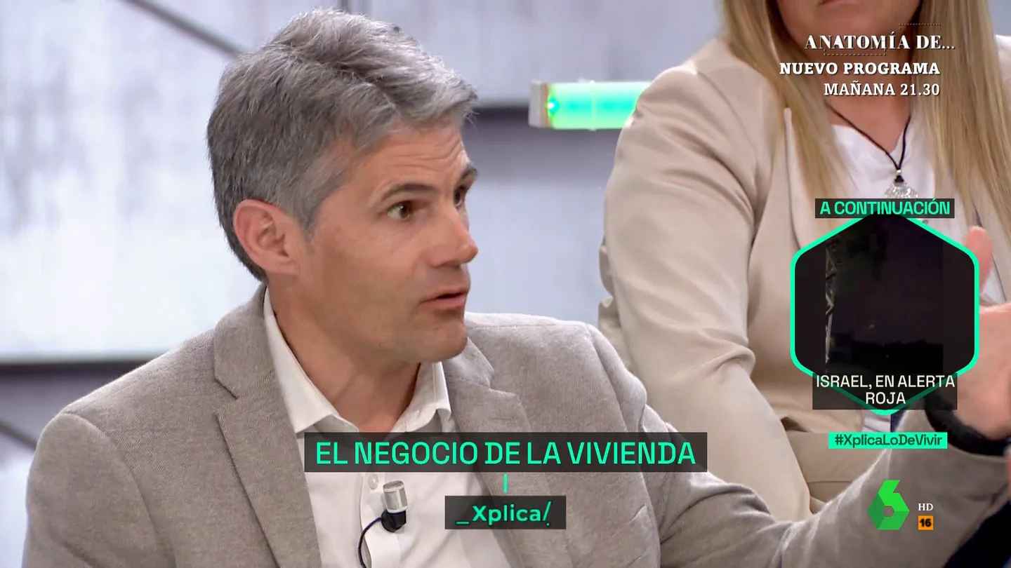 XPLICA La denuncia de un trabajador de banca: horas extra "sin remunerar ni justificar" y problemas para "afrontar su propia hipoteca" XPLICA La denuncia de un trabajador de banca: horas extra "sin remunerar ni justificar" y problemas para "afrontar su propia hipoteca"