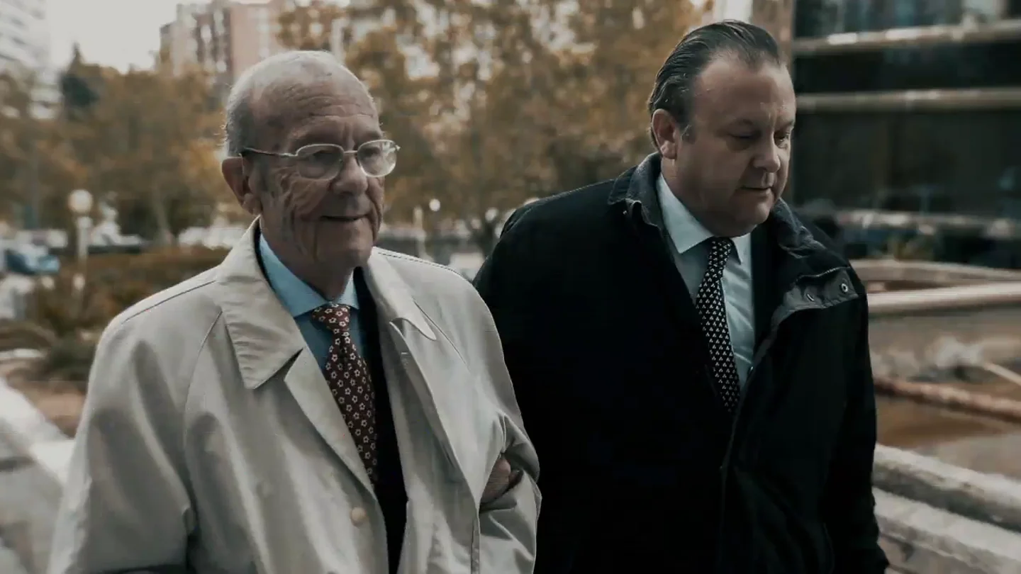 "Yo no digo que Cristina muriera por eso, sino que él no hizo nada": la inesperada absolución de Simón Viñals en el juicio del Madrid Arena "Yo no digo que Cristina muriera por eso, sino que él no hizo nada": la inesperada absolución de Simón Viñals en el juicio del Madrid Arena