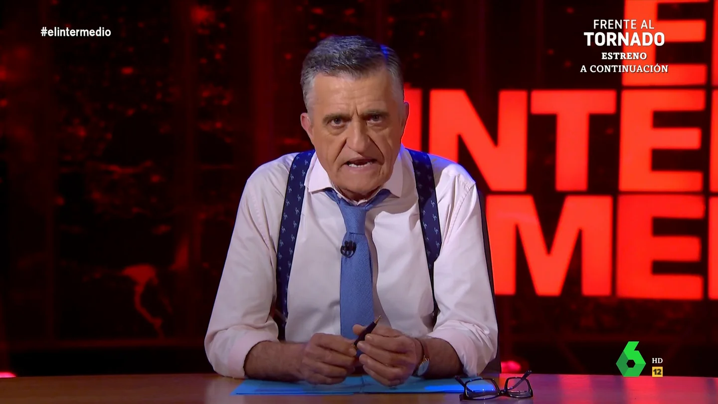 Wyoming, sobre la preparación académica de Rocha: "Se educó en la escuela de la vida padre que se pegaba Rubiales en la RFEF" Wyoming, sobre la preparación académica de Rocha: "Se educó en la escuela de la vida padre que se pegaba Rubiales en la RFEF"