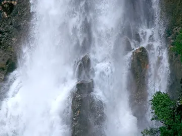 Cascada de Osera, en las Sierras de Cazorla, Segura y Las Villas Cascada de Osera, en las Sierras de Cazorla, Segura y Las Villas