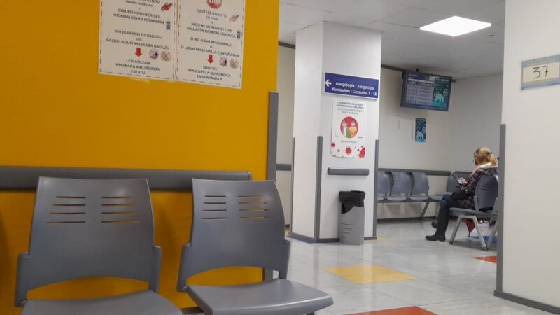 Sala de espera en un hospital vasco.