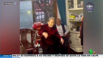 Un anciano de 86 años se reúne y se casa con su primer amor después de más de 60 años sin verse