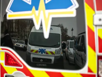 Una ambulancia durante una protesta (archivo)