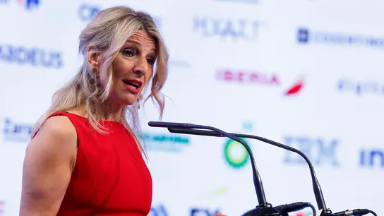 La vicepresidenta segunda y ministra de Trabajo y Economía Social, Yolanda Díaz, interviene en la IV edición del foro económico 'Wake up, Spain!', en Madrid. La vicepresidenta segunda y ministra de Trabajo y Economía Social, Yolanda Díaz, interviene en la IV edición del foro económico 'Wake up, Spain!', en Madrid.