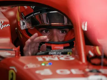 Carlos Sainz, a bordo de su Ferrari