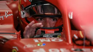 Carlos Sainz, a bordo de su Ferrari