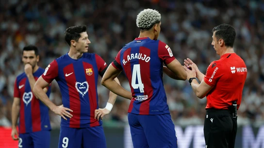 Araujo y Lewandowski, con Soto Grado Araujo y Lewandowski, con Soto Grado