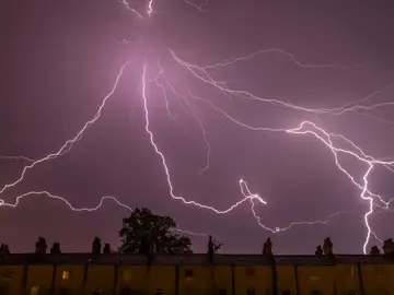 Tormenta eléctrica Tormenta eléctrica