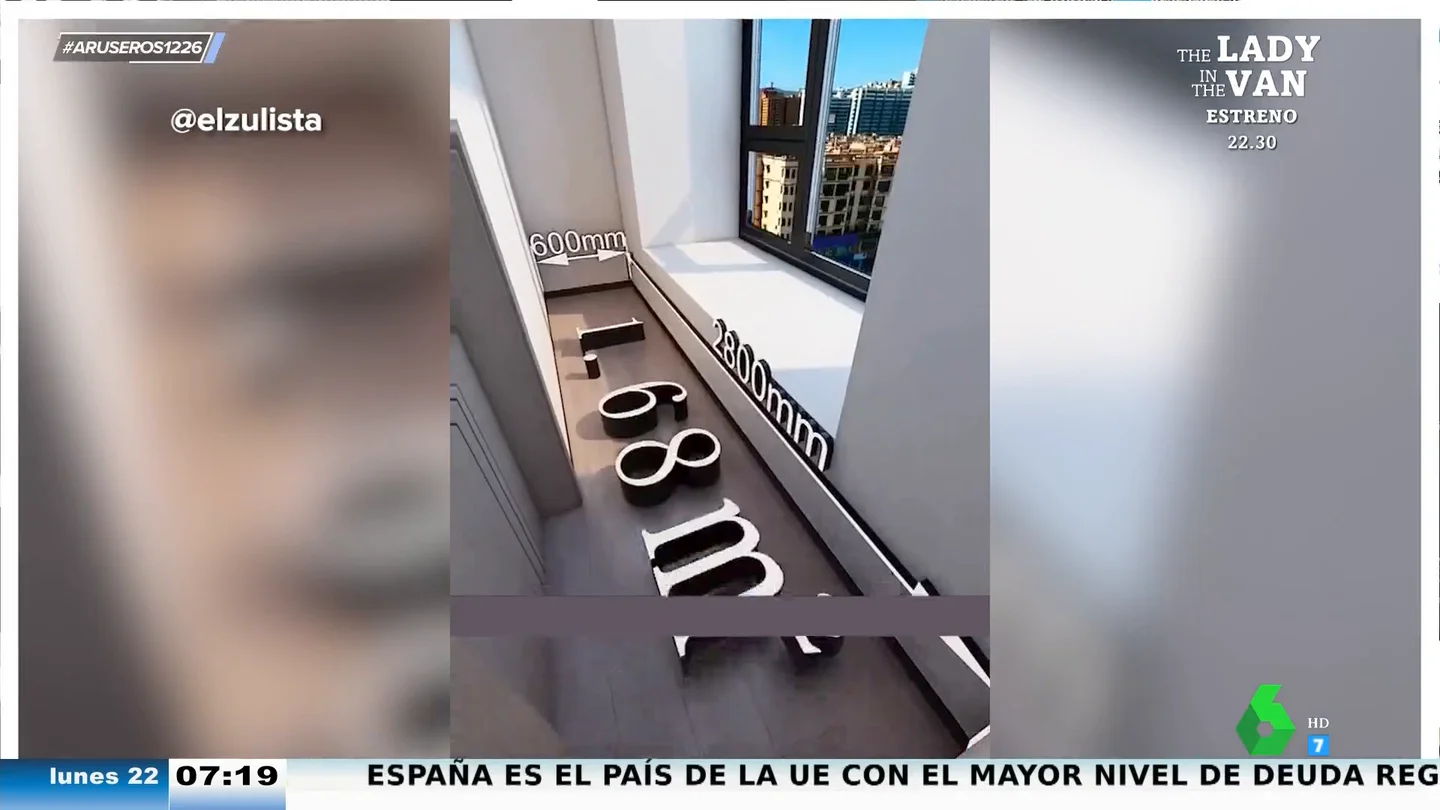 "¿El váter encima de la cocina?": Angie Cárdenas, escandalizada con la distribución de un piso en 1,68 metros cuadrados "¿El váter encima de la cocina?": Angie Cárdenas, escandalizada con la distribución de un piso en 1,68 metros cuadrados