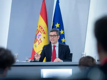 El ministro de la Presidencia, Justicia y Relaciones con las Cortes, Félix Bolaños, durante una rueda de prensa posterior a la reunión del Consejo de Ministros, en el Palacio de la Moncloa.