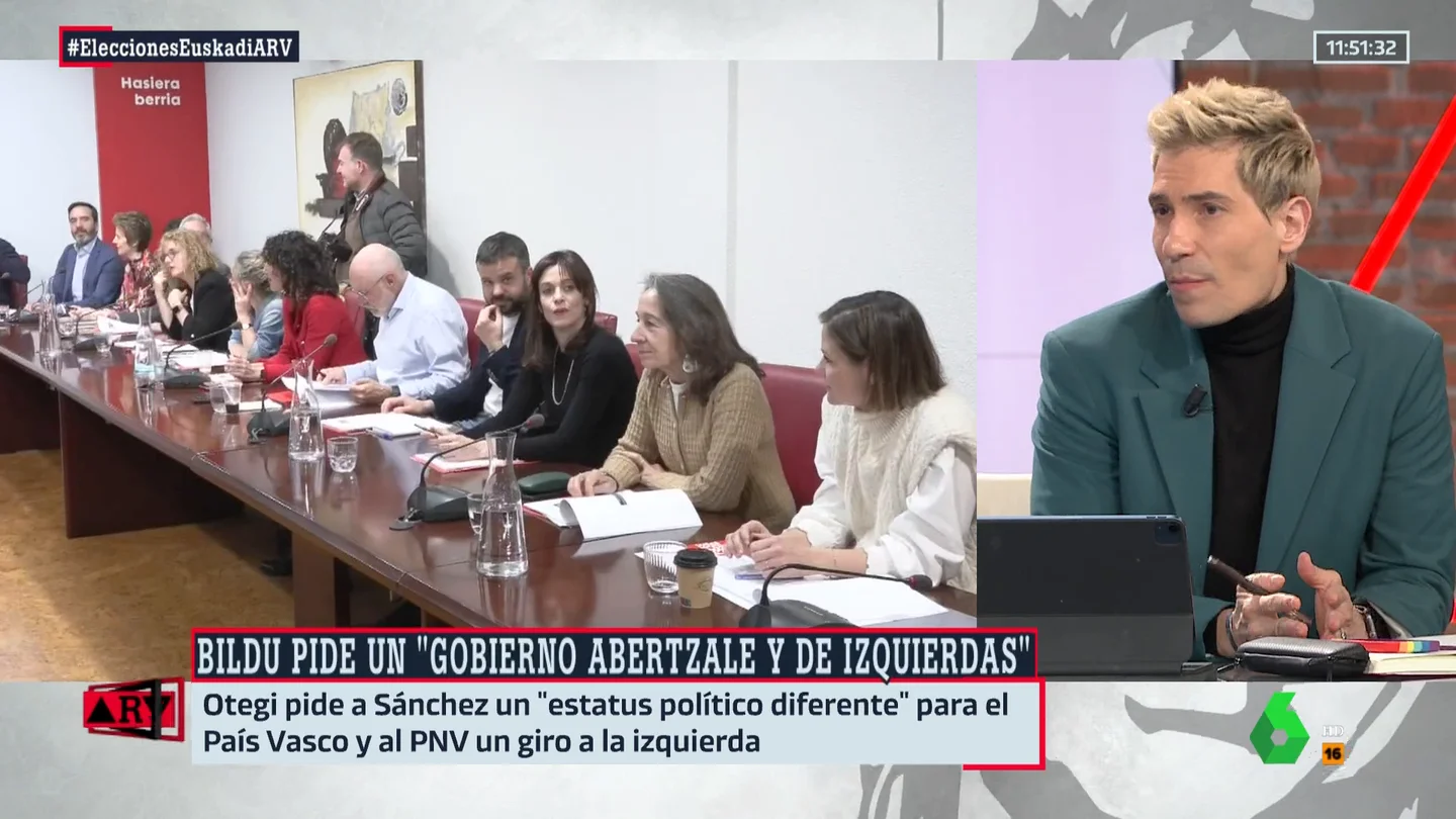 ARV- Juanma Romero valora los "buenos resultados" del PSOE tras las elecciones en País vasco: "Harán valer su peso en la negociación" ARV- Juanma Romero valora los "buenos resultados" del PSOE tras las elecciones en País vasco: "Harán valer su peso en la negociación"