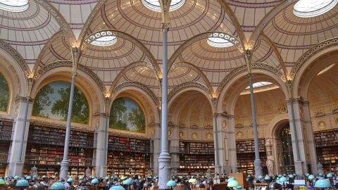 Biblioteca Nacional de Francia, en París (sala de lectura)