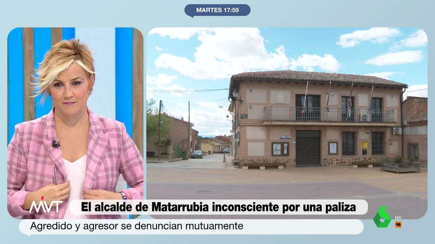 Cristina Pardo analiza la agresión al alcalde de Matarrubia "Hay un dicho en euskera que dice 'pueblo pequeño, infierno grande'", comenta Iñaki López en este vídeo sobre la paliza que dejó inconsciente al alcalde socialista de Matarrubia, en Guadalajara. El regidor apunta al entorno de su predecesor del PP.
