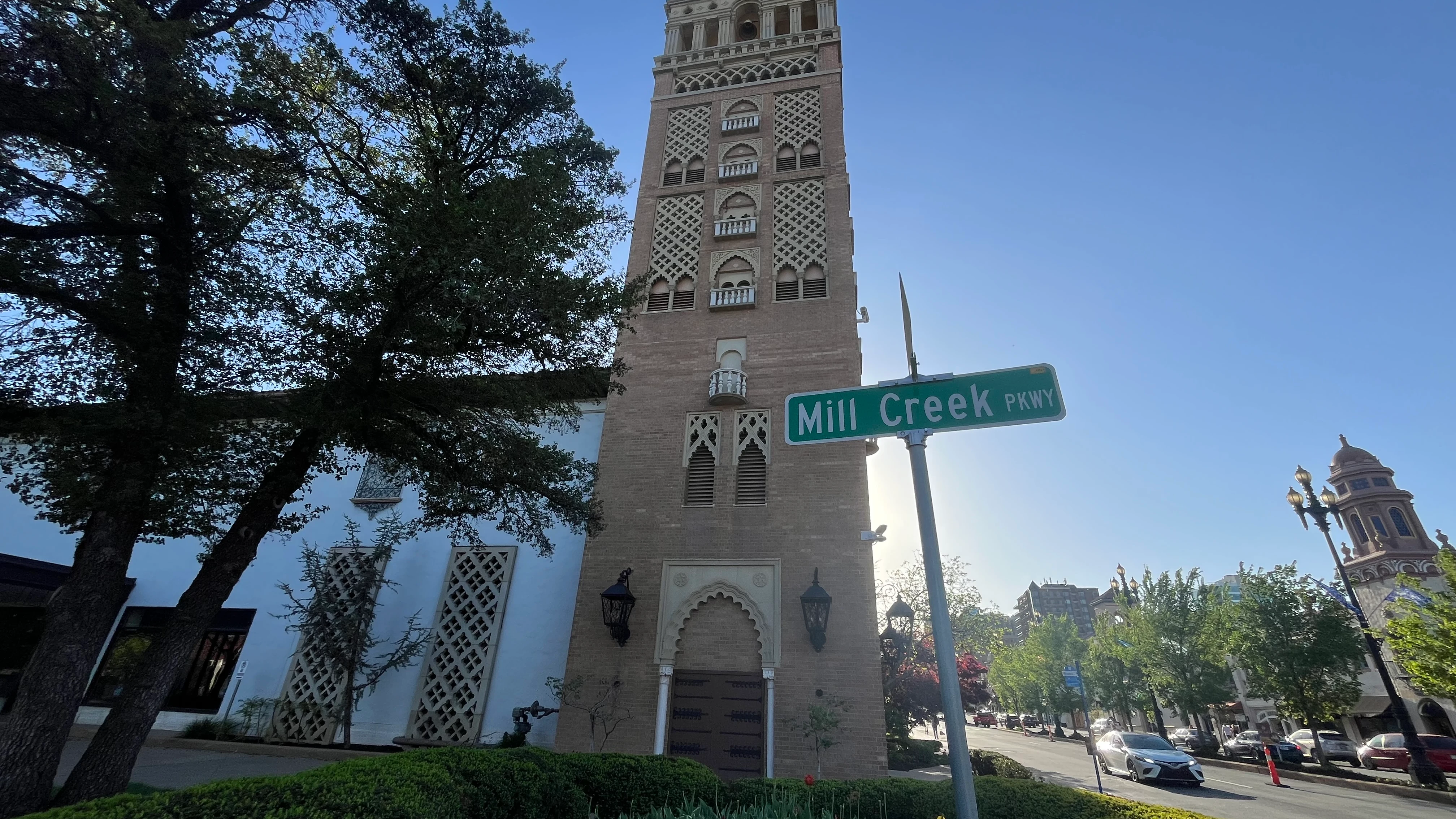 Réplica de La Giralda de Sevilla en Kansas City Réplica de La Giralda de Sevilla en Kansas City