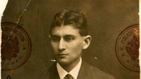  Cómo Kafka descubrió lo kafkiano (y utilizó el sinsentido de su propio trabajo como inspiración)