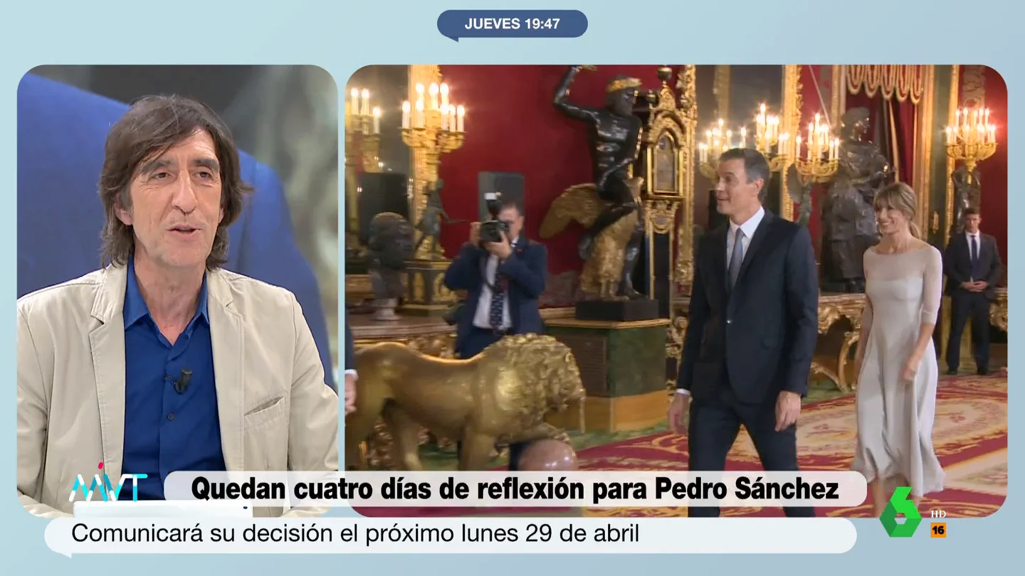 El mensaje de Benjamín Prado al PP: "El argumento de 'como ahora sigas de presidente eres un llorica' es de matón de escuela" "Espectáculo de un adolescente" o "el show de Sánchez" son algunos de los calificativos con los que el PP ha reaccionado a la carta del presidente del Gobierno. El análisis de Más Vale Tarde y la reflexión de Benjamín Prado, en este vídeo.