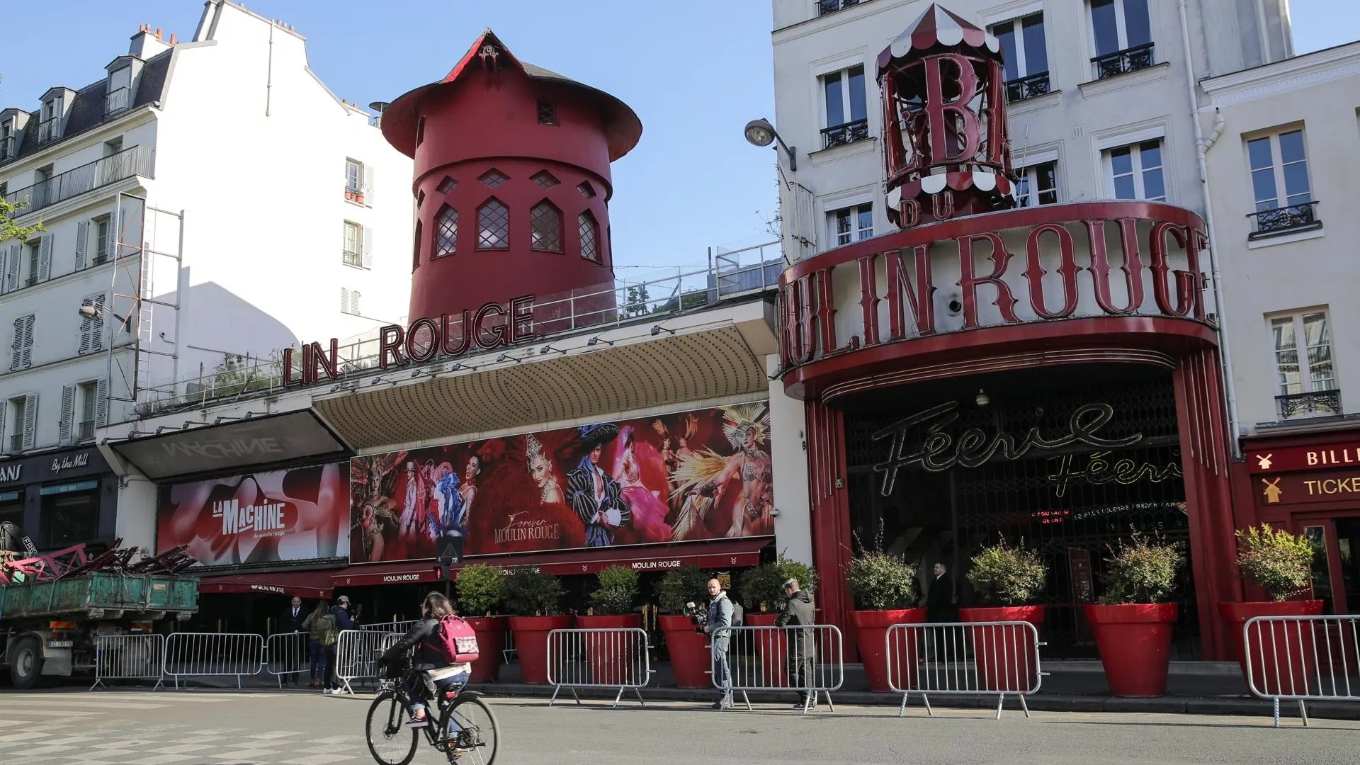 El Moulin Rouge de Par&iacute;s sin aspas