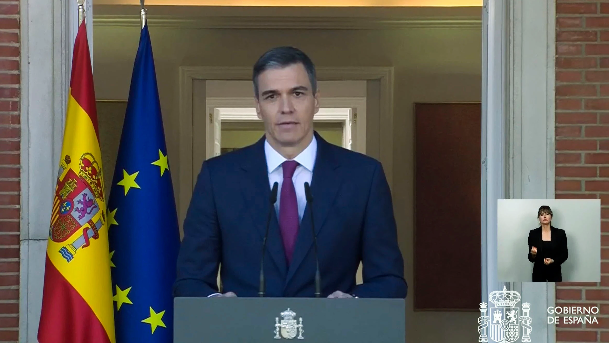  Captura de vídeo de la señal institucional de La Moncloa, de la comparecencia del presidente del Gobierno, Pedro Sánchez.