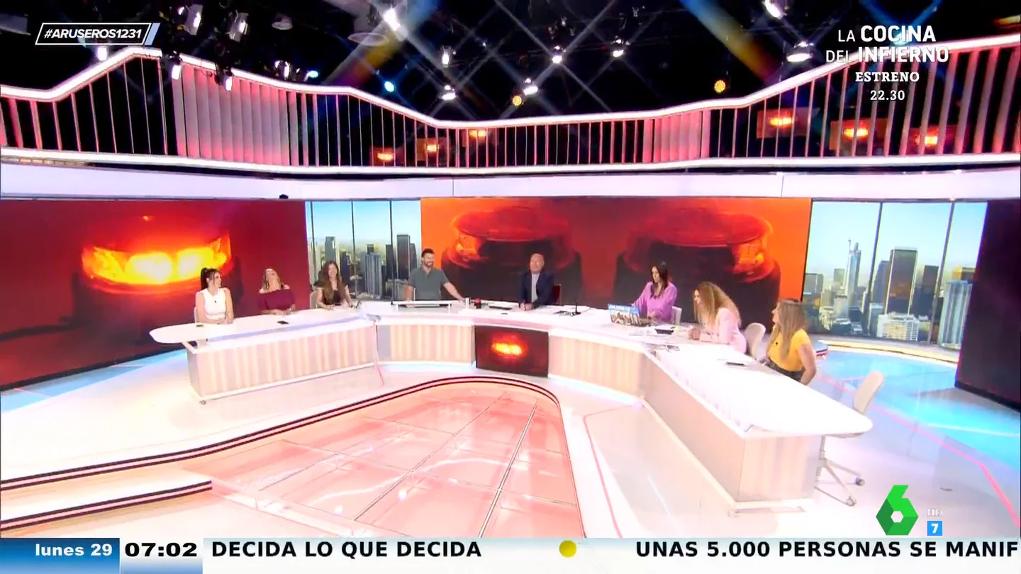 Alfonso Arús propone a Pedro Sánchez diferentes maneras de anunciar su decisión: "Con una carta en Facebook quedas muy bien" Alfonso Arús propone a Pedro Sánchez diferentes maneras de anunciar su decisión: "Con una carta en Facebook quedas muy bien"