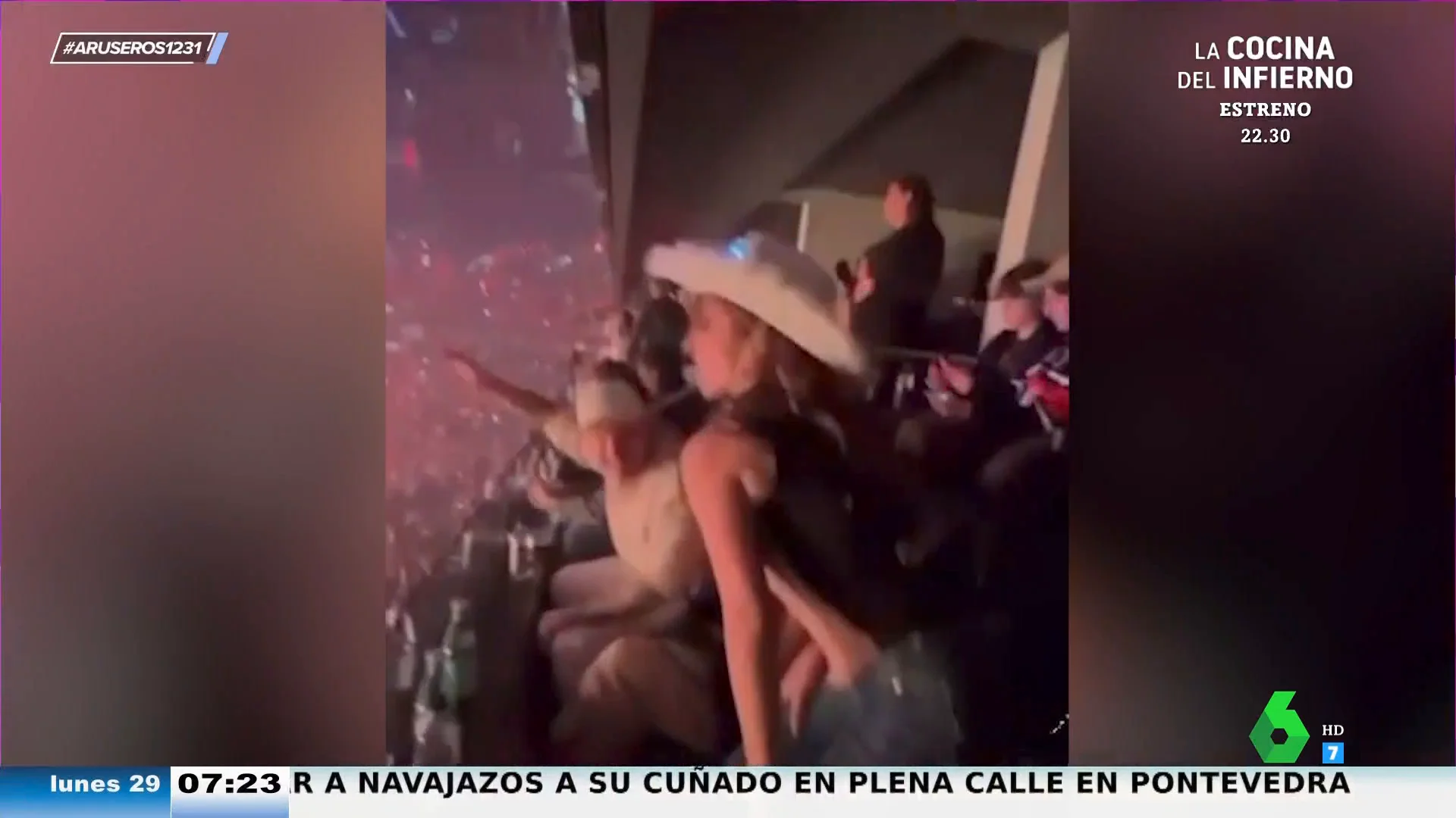 Penélope Cruz lo da todo en su 50 cumpleaños: así baila con Javier Bardem en el concierto de Bad Bunny