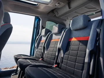 Es para familias sim complejos, un auténtico anti-SUV con 597 litros de maletero y consumo de utilitario que, sin truco alguno, cuesta 25.000 € Es para familias sim complejos, un auténtico anti-SUV con 597 litros de maletero y consumo de utilitario que, sin truco alguno, cuesta 25.000 €