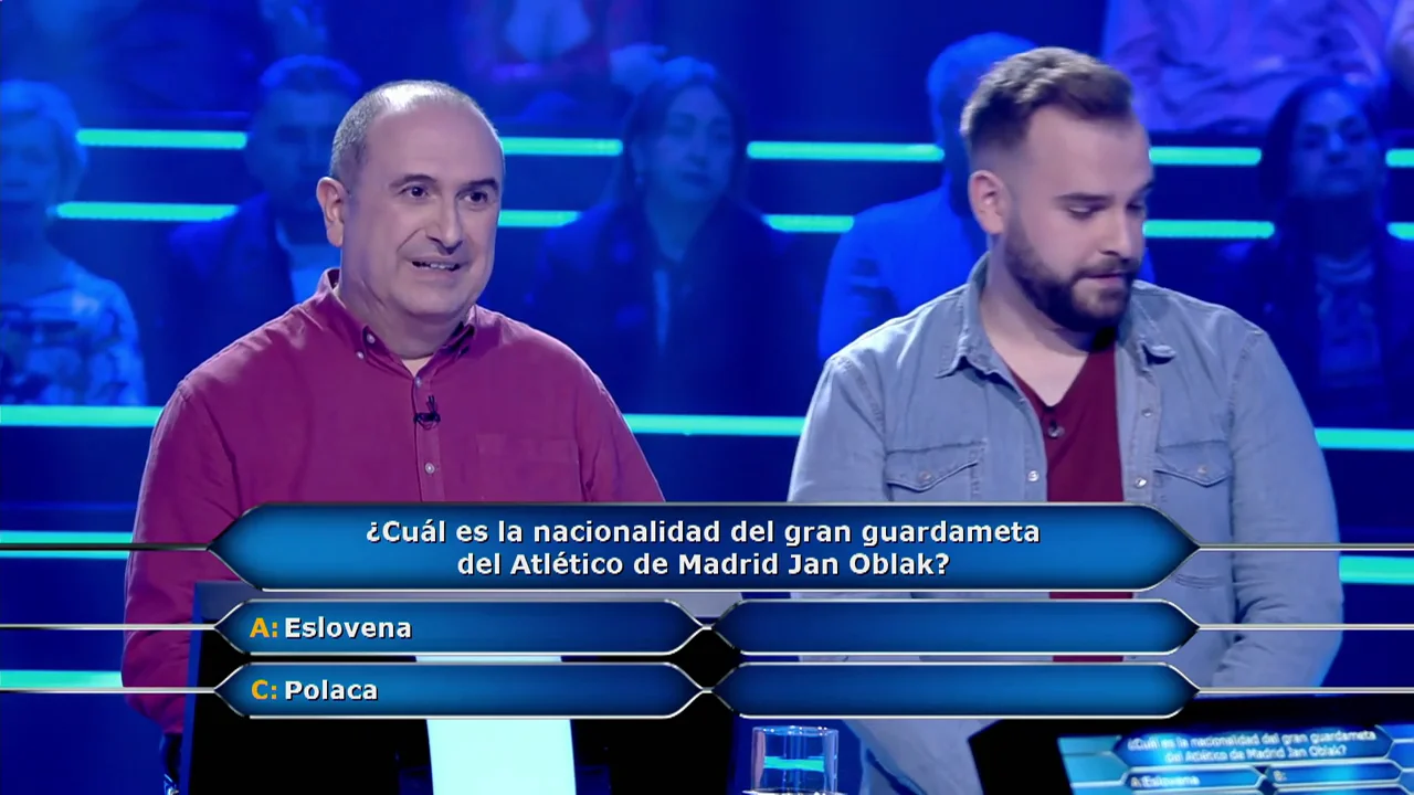 La nacionalidad del portero Jan Oblak le cuesta un disgusto a Manuel en ¿Quién quiere ser millonario? La pregunta siete deja sin comodines al concursante, que no se fio de su hijo y tuvo que utilizar también la ayuda del 50%.