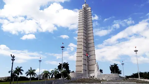 Plaza de la Revolución. La Habana (Cuba) Plaza de la Revolución. La Habana (Cuba)