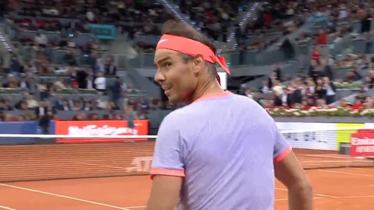 La reacción de Rafa Nadal cuando le dicen en pleno partido cómo va el Bayern - Real Madrid La reacción de Rafa Nadal cuando le dicen en pleno partido cómo va el Bayern - Real Madrid