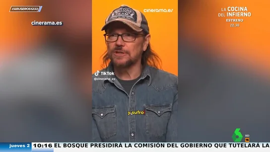 El 'dardo' de Santiago Segura a los influencers que hacen doblaje: "¿No se dan cuenta de que no?" El 'dardo' de Santiago Segura a los influencers que hacen doblaje: "¿No se dan cuenta de que no?"