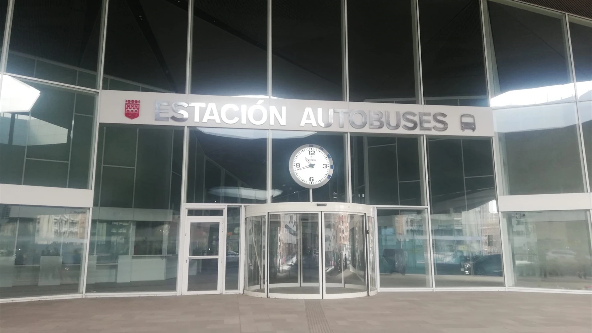 Imagen de archivo de la fachada de la nueva estación de autobuses de Logroño.