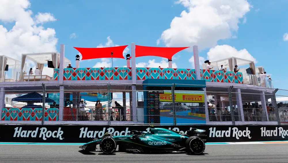 Fernando Alonso trabajó más en ritmo de carrera que en clasificación Fernando Alonso trabajó más en ritmo de carrera que en clasificación