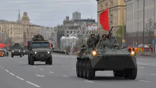 Imagen de archivo de militares rusos durante un desfile en Moscú 