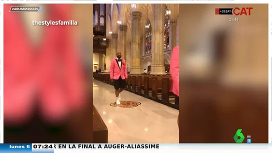 Esta boda en Nueva York obliga a sus invitados a acudir en zapatillas: "Lo tradicional se está perdiendo" Esta boda en Nueva York obliga a sus invitados a acudir en zapatillas: "Lo tradicional se está perdiendo"