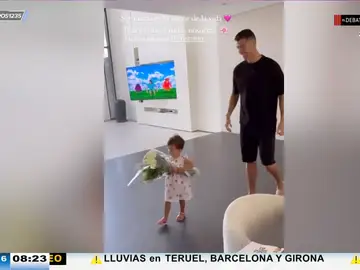 Alfonso Arús, sobre las flores de Cristiano Ronaldo a Georgina: &quot;Dentro llevaban un vale para un Hermés de cocodrilo&quot;