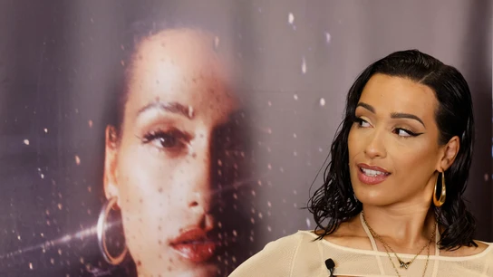 La cantante Chanel posa durante una entrevista con la Agencia EFE . La cantante Chanel posa durante una entrevista con la Agencia EFE .