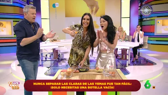 Cristina Pedroche prueba el truco de Jiaping para separar la yema de la clara: "Si puedo yo, puede hacerlo toda España" Cristina Pedroche prueba el truco de Jiaping para separar la yema de la clara: "Si puedo yo, puede hacerlo toda España"