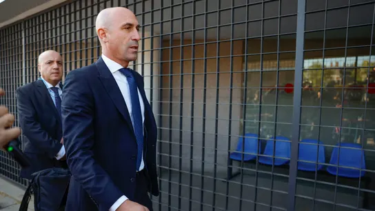 La Audiencia Nacional envía a juicio a Rubiales por el beso no consentido a Jenni Hermoso La Audiencia Nacional envía a juicio a Rubiales por el beso no consentido a Jenni Hermoso