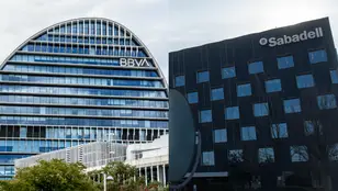 Imágenes de archivo de las sedes de BBVA y Sabadell.