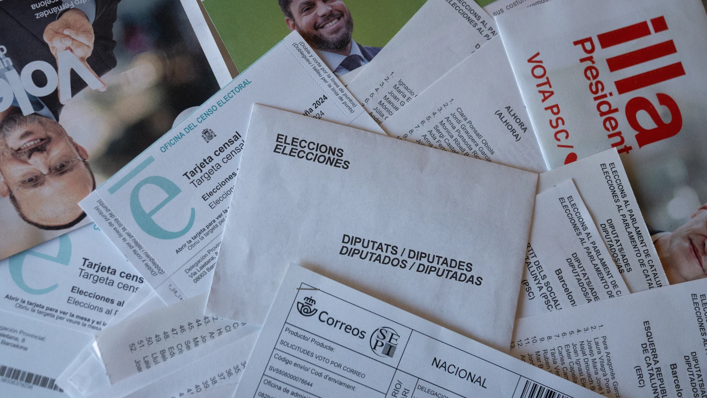 Propaganda electoral, sobres y otra documentación relacionada con las elecciones de Cataluña de 2024 Propaganda electoral, sobres y otra documentación relacionada con las elecciones de Cataluña de 2024