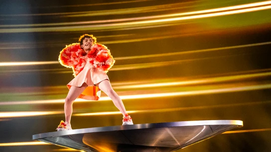 El representante de Suiza interpretando 'The Code' en la segunda semifinal de Eurovisión 2024 El representante de Suiza interpretando 'The Code' en la segunda semifinal de Eurovisión 2024