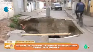 Un hombre se cae en un gigantesco agujero en Brasil en medio de un reportaje