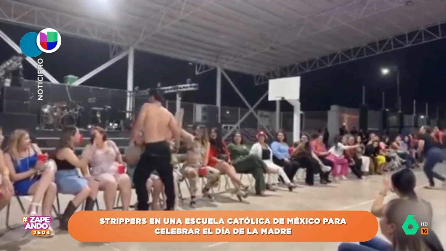 Polémica en México: en un colegio católico celebran el Día de la Madre con un estriptis Polémica en México: en un colegio católico celebran el Día de la Madre con un estriptis