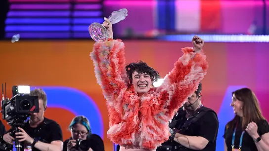 Nemo, Suiza, gana Eurovisión con la canción The Code en la final de la 68ª edición del festival Nemo, Suiza, gana Eurovisión con la canción The Code en la final de la 68ª edición del festival