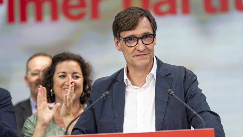 Salvador Illa consigue 42 diputados en las elecciones catalanas del 12M