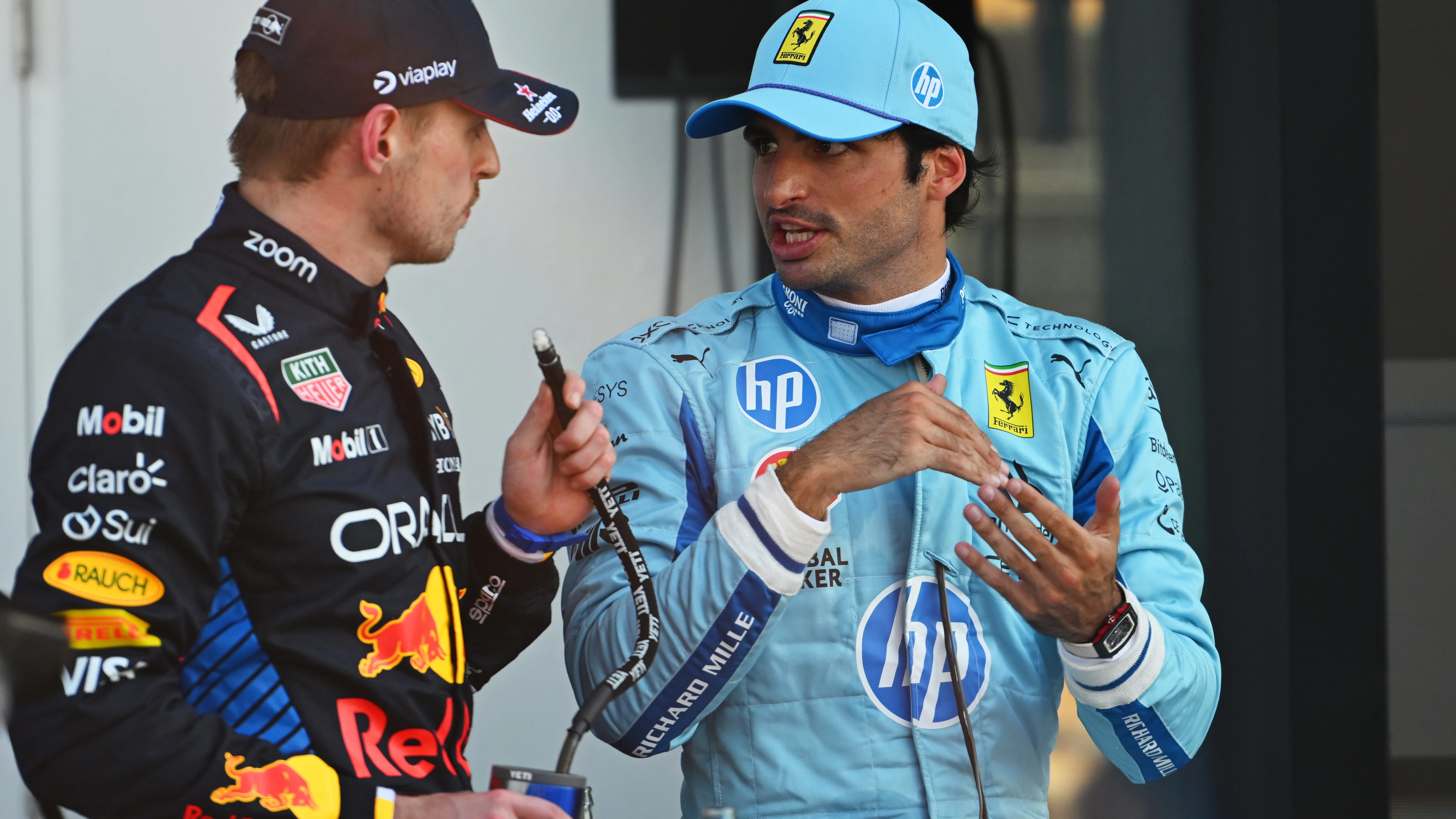 Max Verstappen y Carlos Sainz