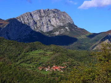 Abiegos (Ponga, Asturias) Abiegos (Ponga, Asturias)