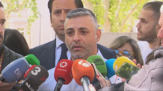 Uno de los agentes heridos en la plaza de Urquinaona en las protestas de Tsunami Uno de los agentes heridos en la plaza de Urquinaona en las protestas de Tsunami