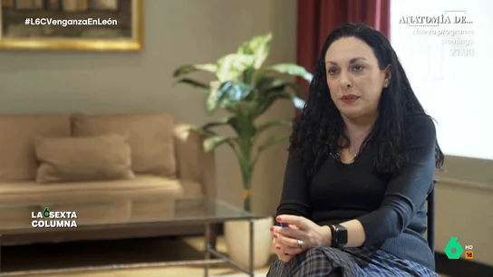 Habla la periodista que entrevistó a las asesinas de Isabel Carrasco "Les preguntaba '¿sois conscientes de que habéis matado a una persona?' Y ellas 'era un bicho, no era una persona'", comenta en este vídeo de laSexta Columna Susana Martín, la periodista que entrevistó a las asesinas de Isabel Carrasco en la cárcel.