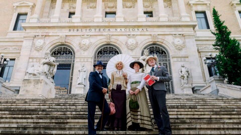 Bloomsday en las escaleras de la Biblioteca Nacional. Edición de 2023